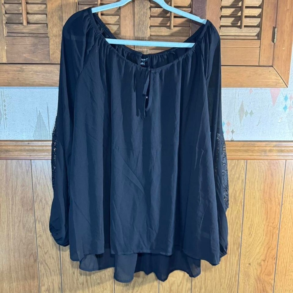 Torrid Black Chiffon Peasant Blouse Crochet Lace Sleeve Keyhole Tie Top 2X NEW
